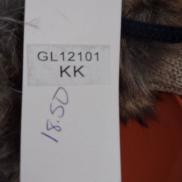 Infinity Scarf with Matching Gloves Red Tan Blue - Picture 10 of 11